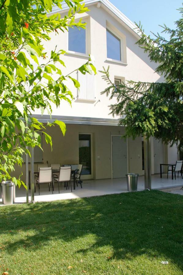 Eco Apartments チェルヴィア エクステリア 写真